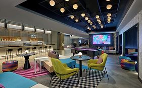 Aloft By Marriott Bangkok Sukhumvit 11